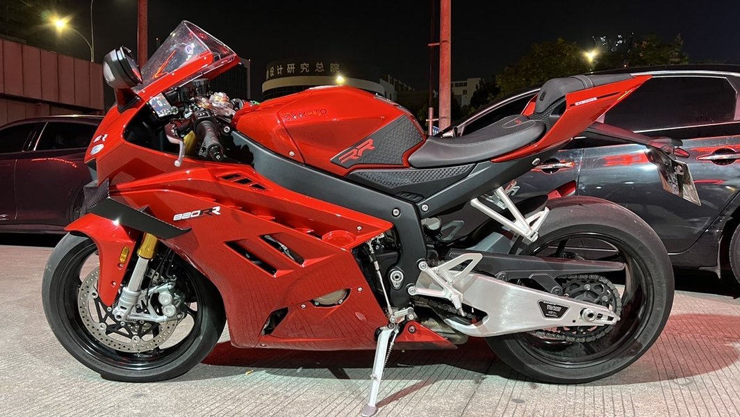 二手张雪机车820RR