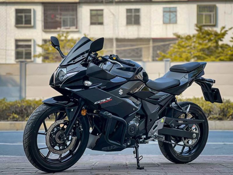 二手豪爵铃木GSX250R