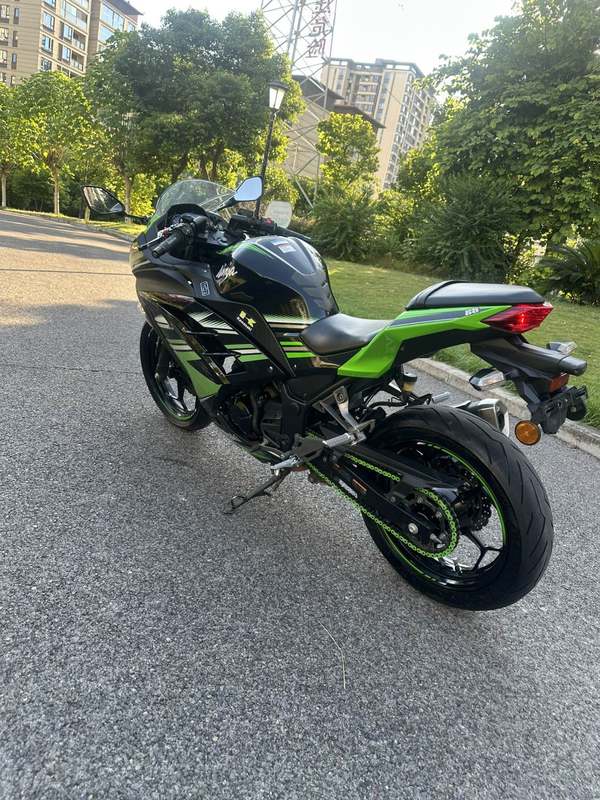 二手川崎Ninja 250