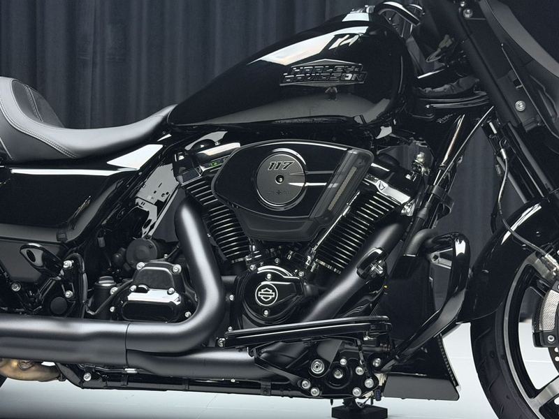 二手哈雷戴维森大道滑翔 Street Glide