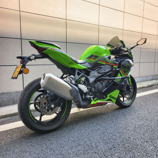 二手川崎ZX-4R