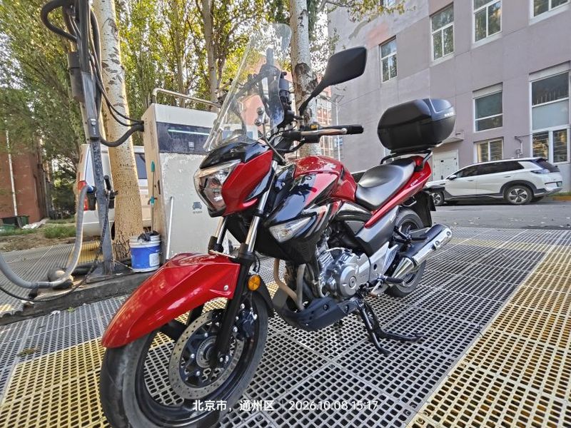 二手豪爵铃木骊驰 GW250