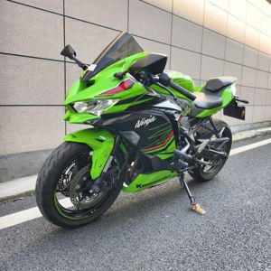二手川崎ZX-4R