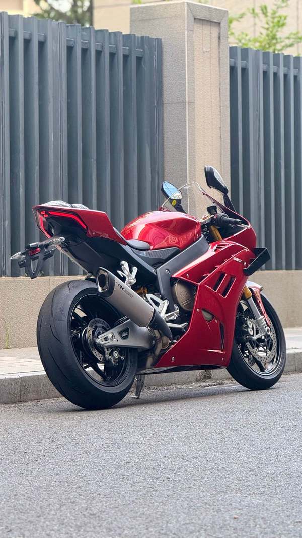 二手张雪机车820RR