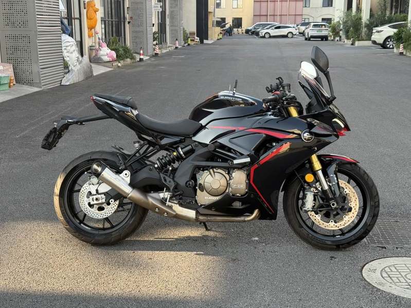 二手QJMOTOR赛600