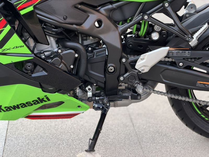 二手川崎ZX-4R