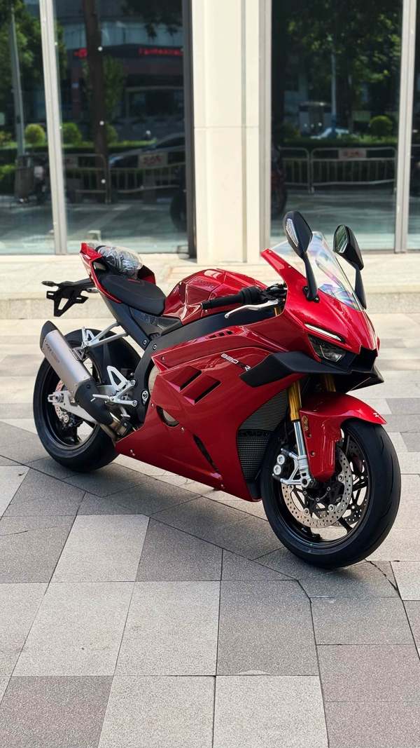二手张雪机车820RR