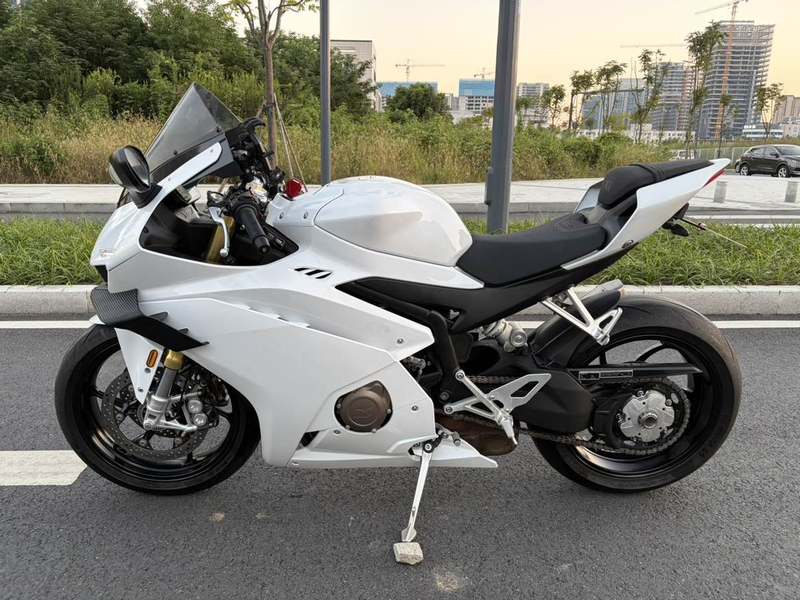 二手张雪机车500RR
