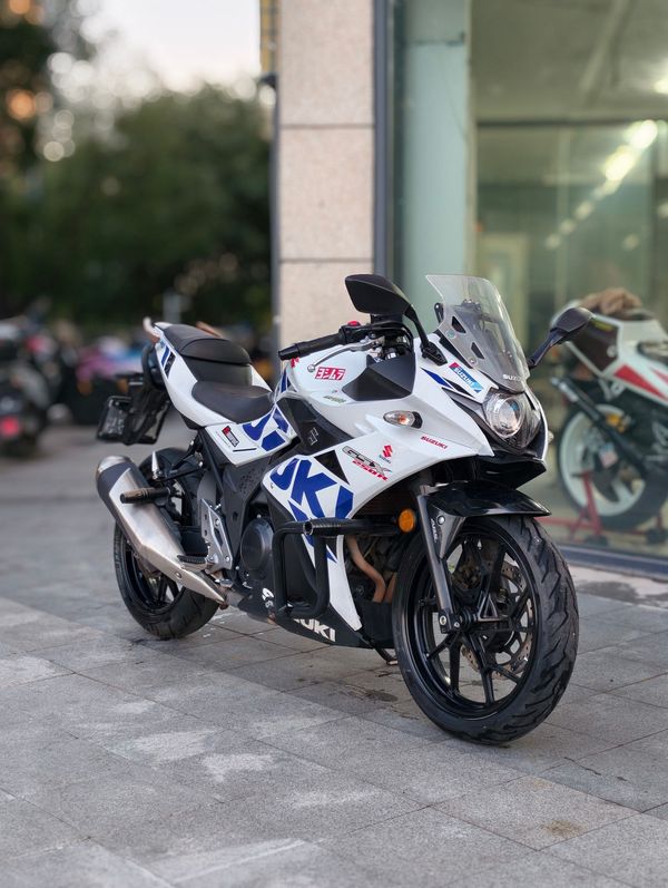 二手豪爵铃木GSX250R
