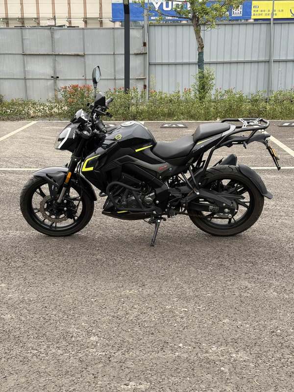 二手贝纳利小迅龙 BN150S