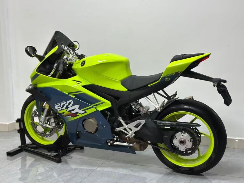 二手张雪机车500RR