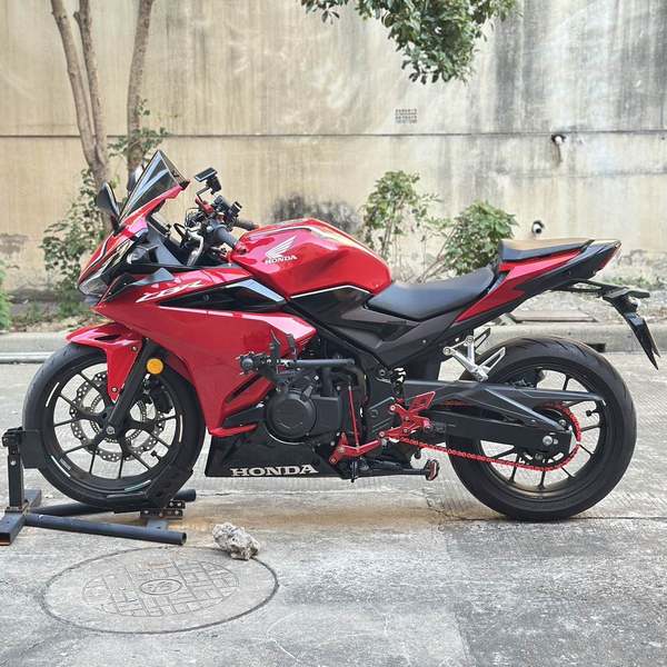 二手本田CBR400R