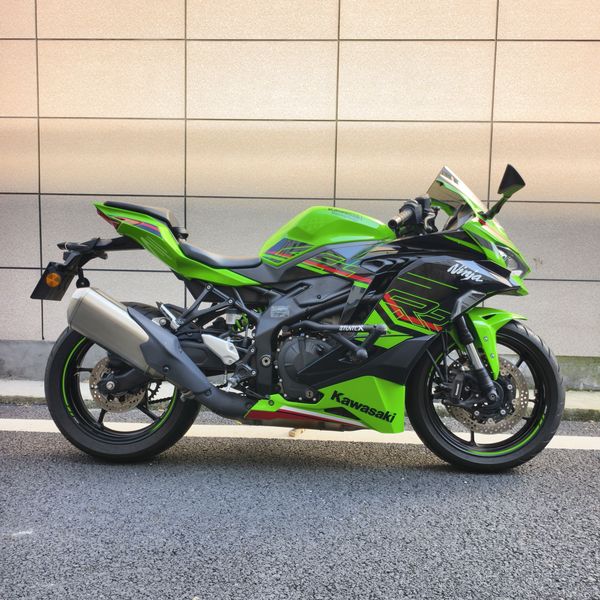 二手川崎ZX-4R