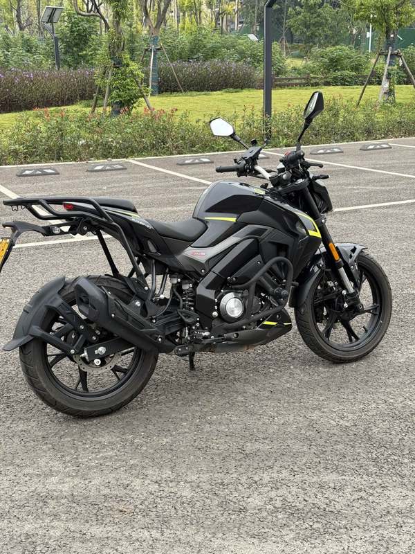 二手贝纳利小迅龙 BN150S