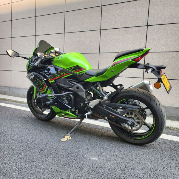 二手川崎ZX-4R