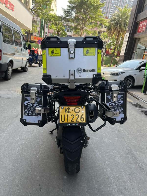 二手贝纳利金鹏 TRK502