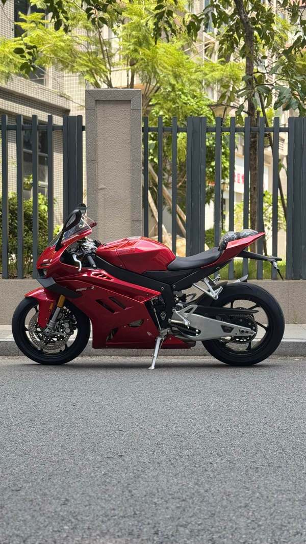 二手张雪机车820RR