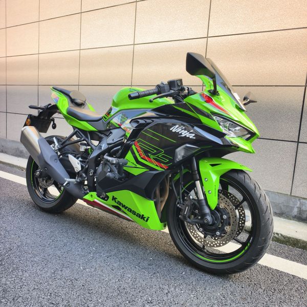 二手川崎ZX-4R