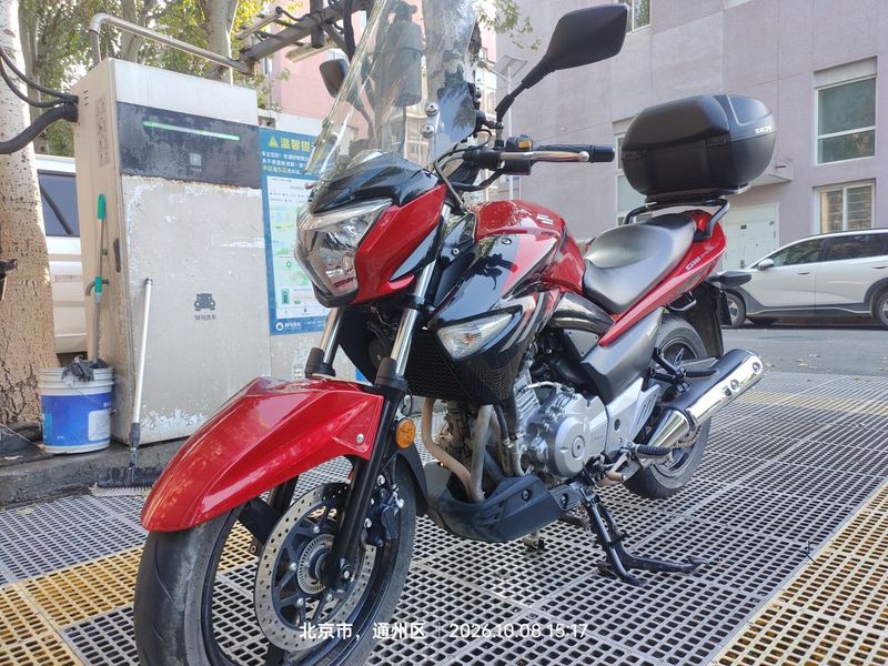 二手豪爵铃木骊驰 GW250