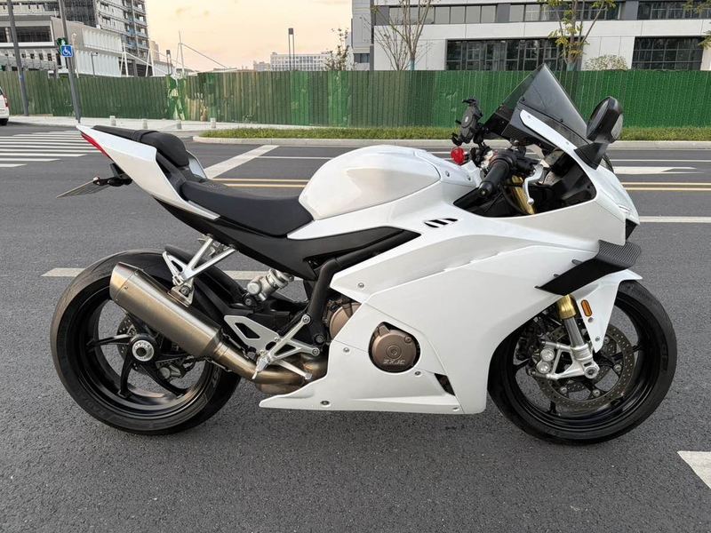 二手张雪机车500RR