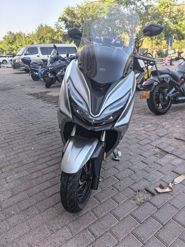 二手QJMOTOR鸿250