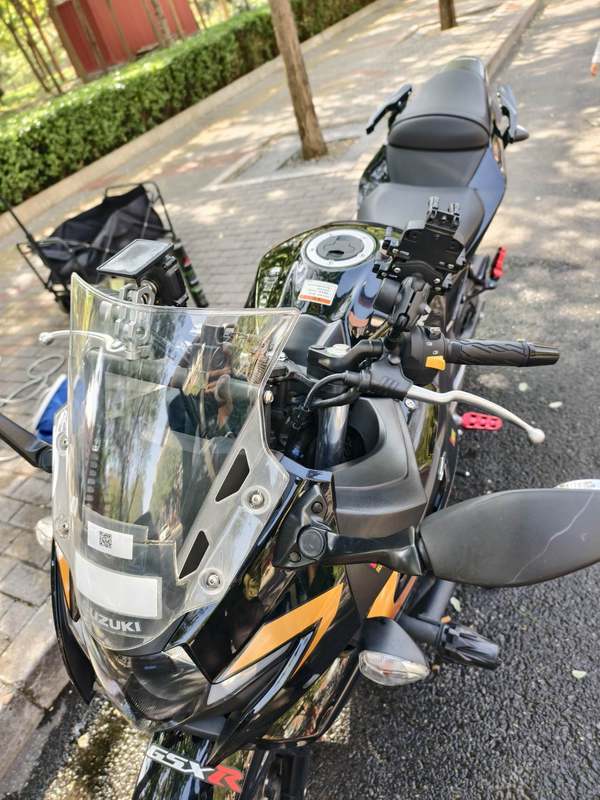 二手豪爵铃木GSX250R