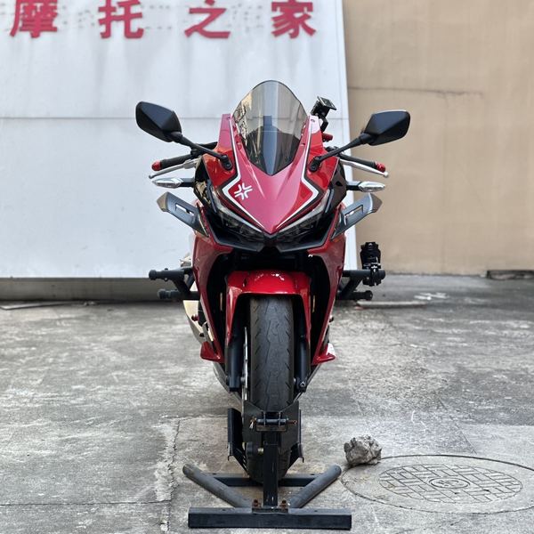 二手本田CBR400R