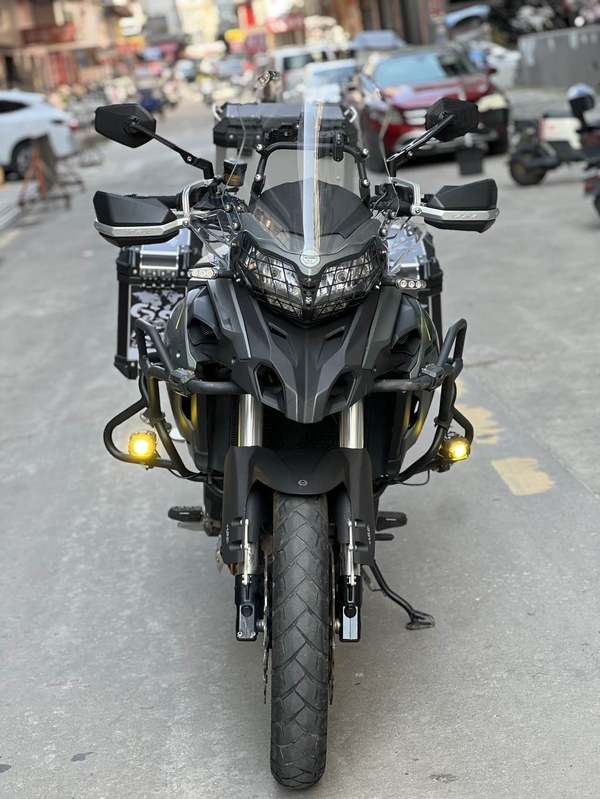 二手贝纳利金鹏 TRK502