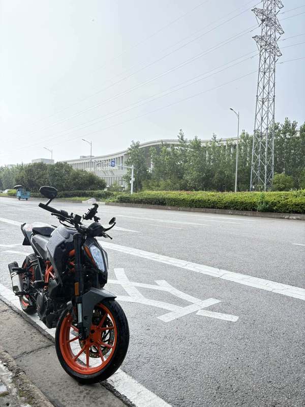 二手KTMR2R250 Duke