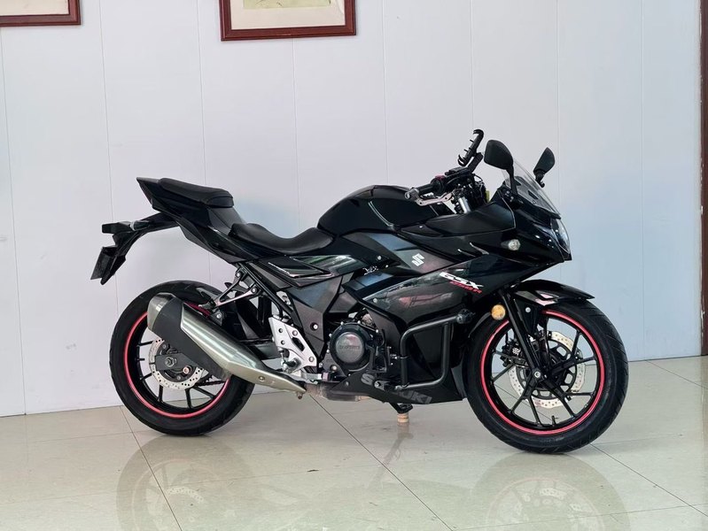 二手豪爵铃木GSX250R