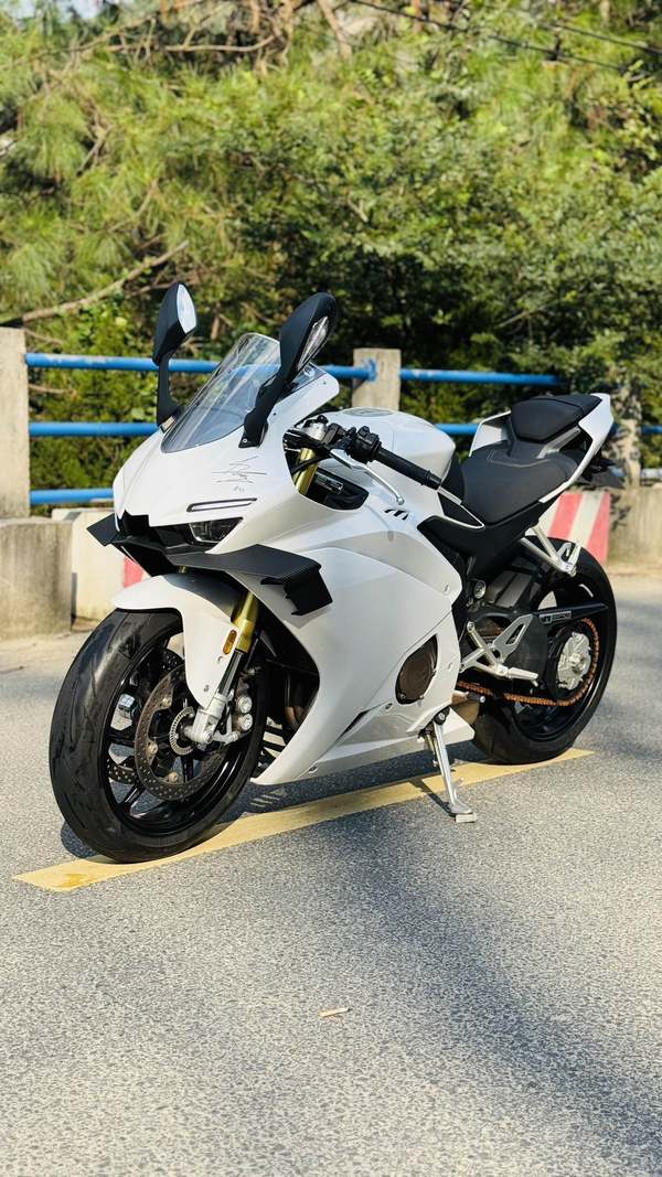 二手张雪机车500RR