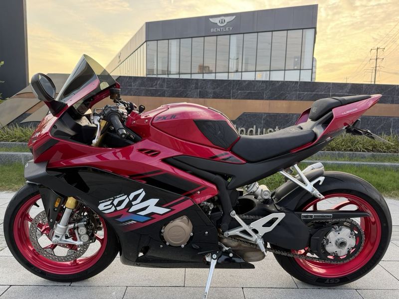 二手张雪机车500RR