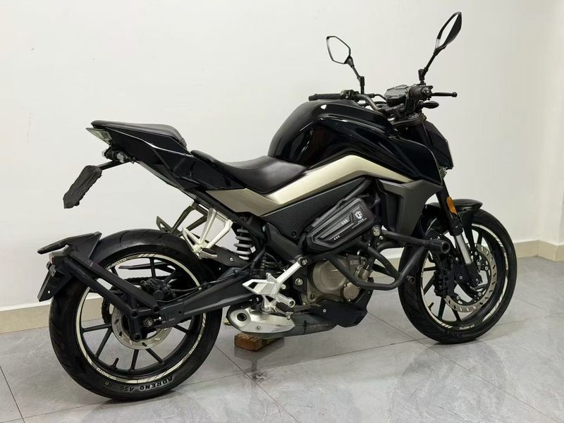 二手春风250NK