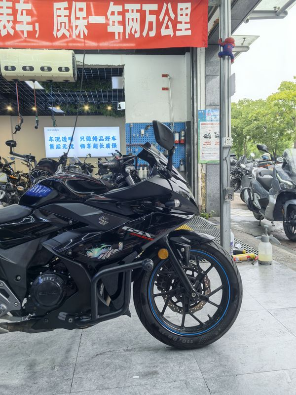 二手豪爵铃木GSX250R