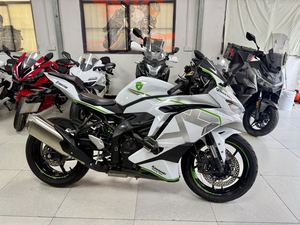 二手川崎ZX-4R