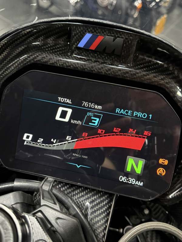 二手宝马M 1000 RR