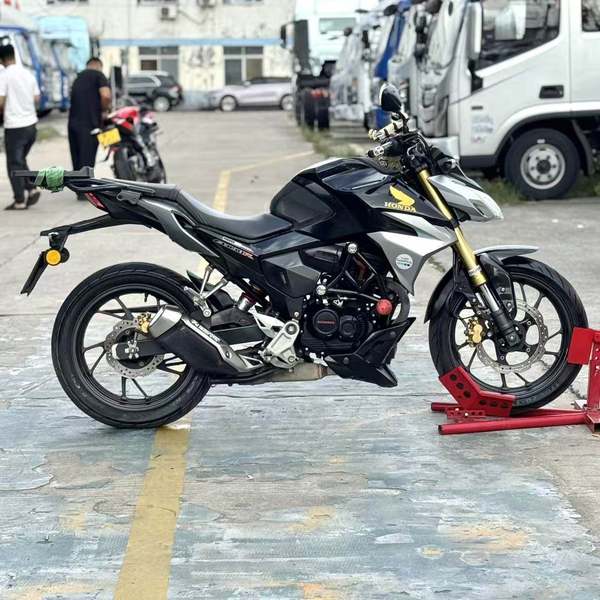 二手五羊本田CB190R 暴锋眼