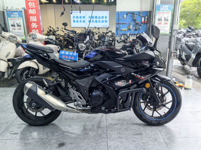 二手豪爵铃木GSX250R