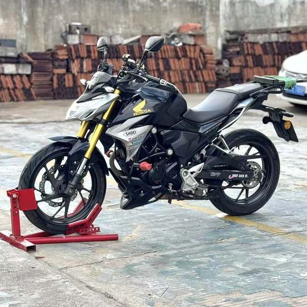 二手五羊本田CB190R 暴锋眼