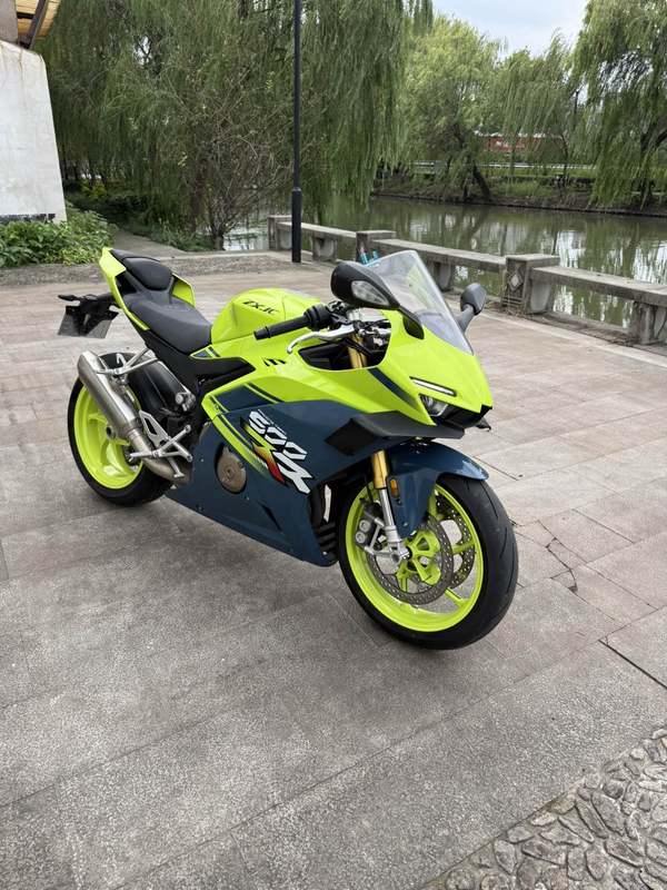 二手张雪机车500RR