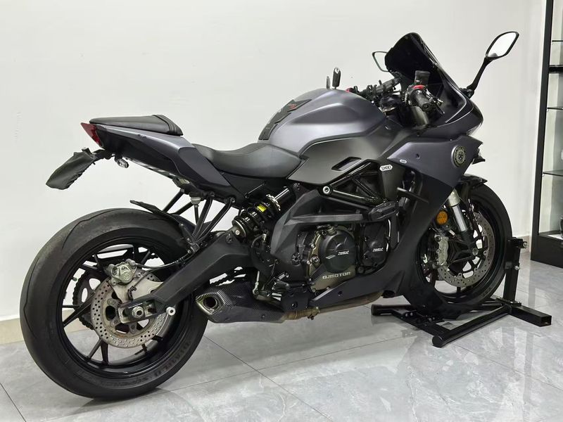 二手QJMOTOR赛600