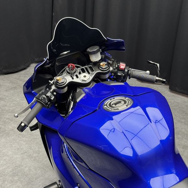二手雅马哈YZF-R1
