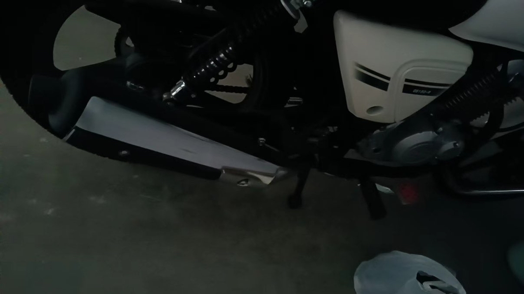 二手济南铃木酷飚150