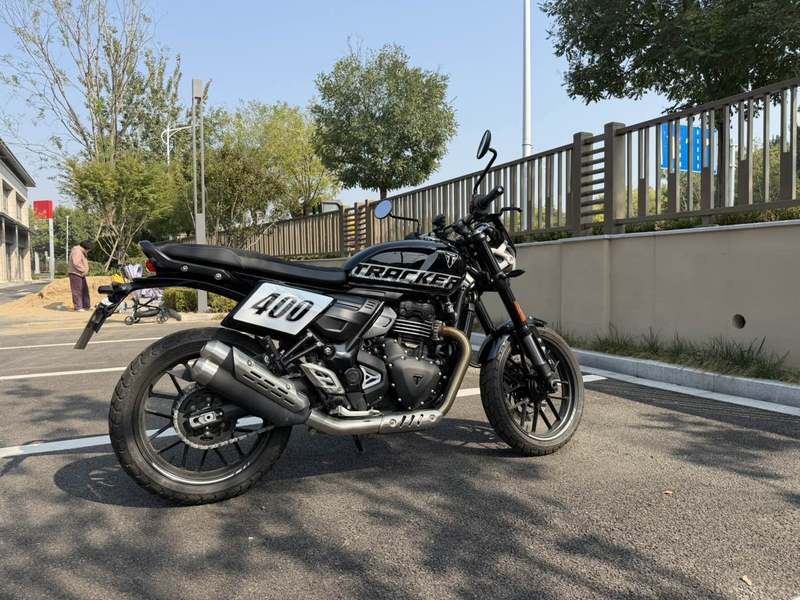 二手凯旋Tracker 400