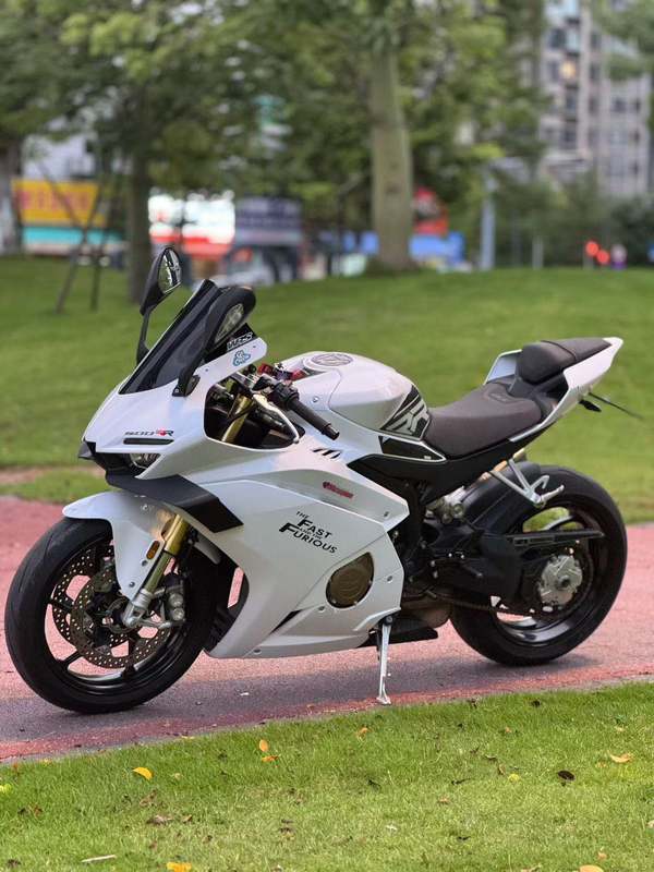 二手张雪机车500RR