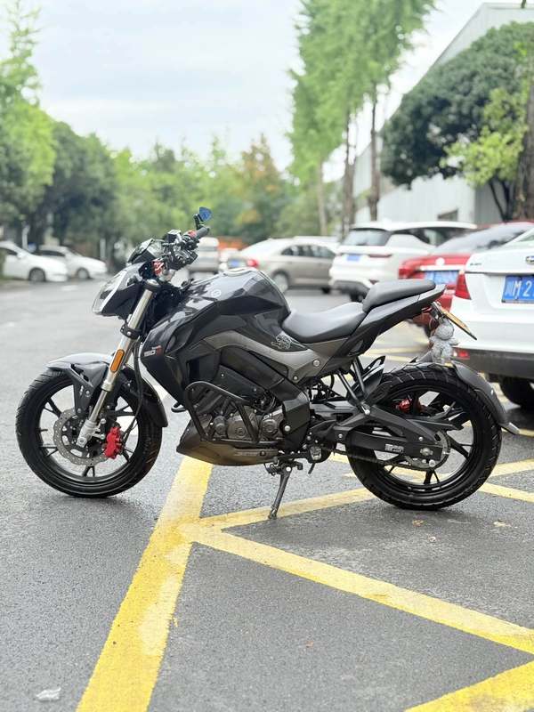 二手贝纳利小迅龙 BN150S