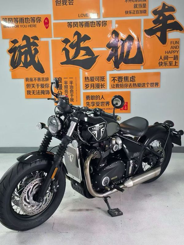 二手凯旋Bonneville Bobber