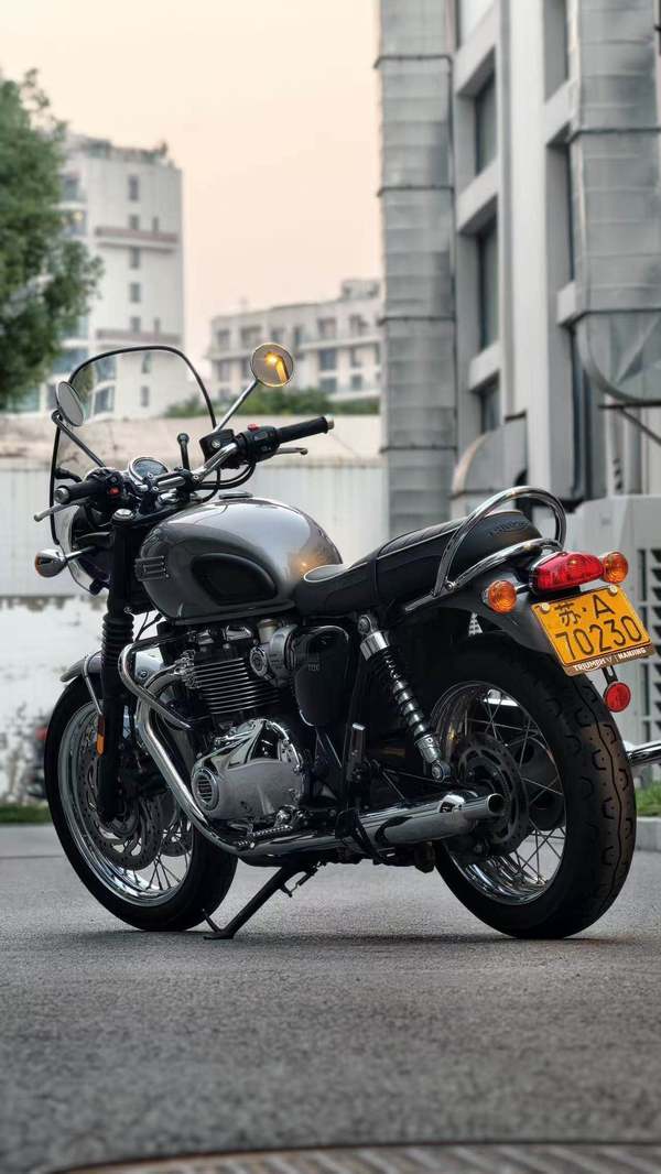 二手凯旋Bonneville T120
