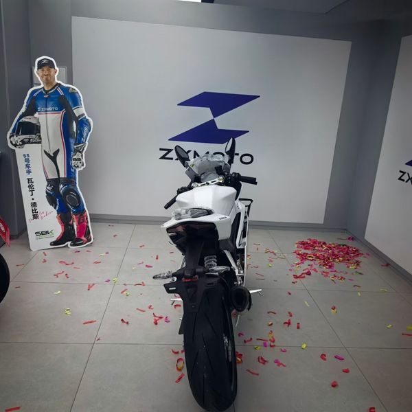 二手张雪机车500RR