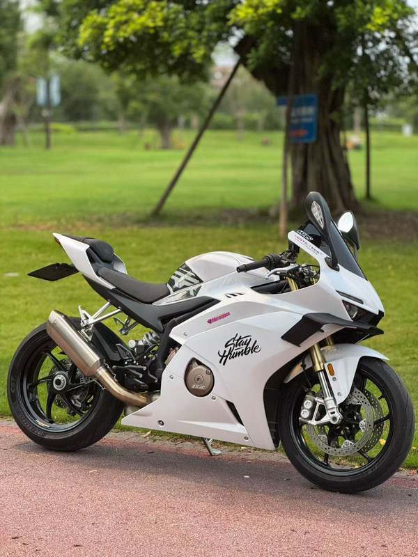 二手张雪机车500RR